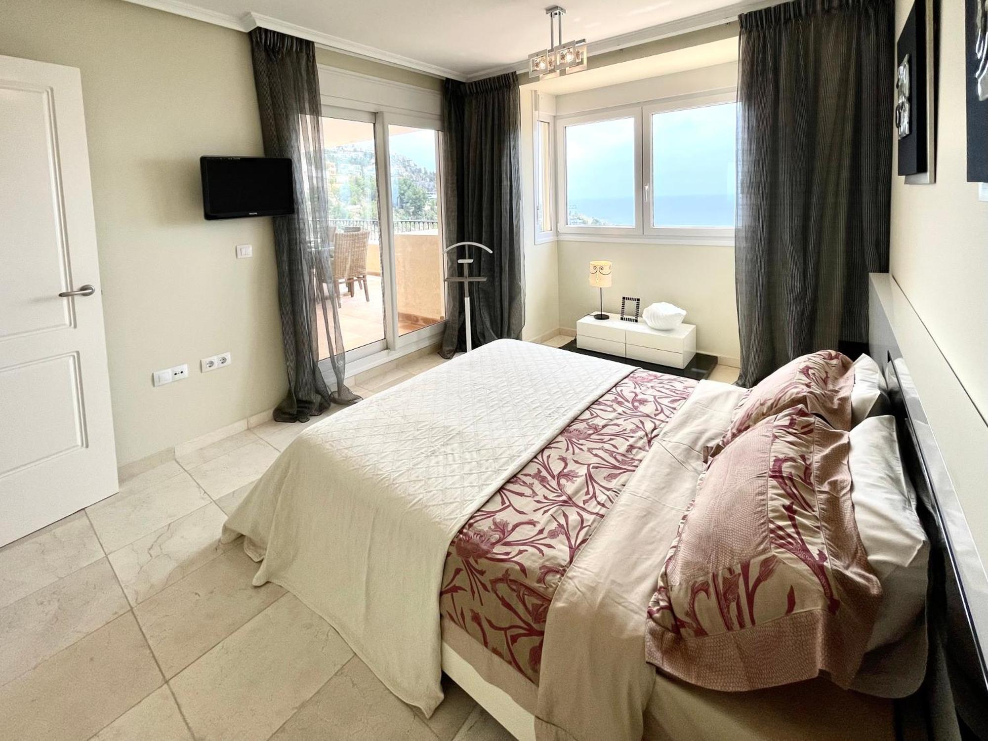 Luxury Apartment Altea Hills Pool & Garden Apartment